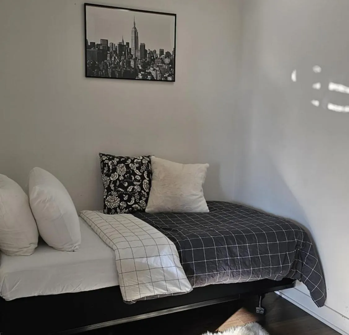 Luxury 2-Bedroom Apartment In Yorkville With The Best City View In Downtown Toronto