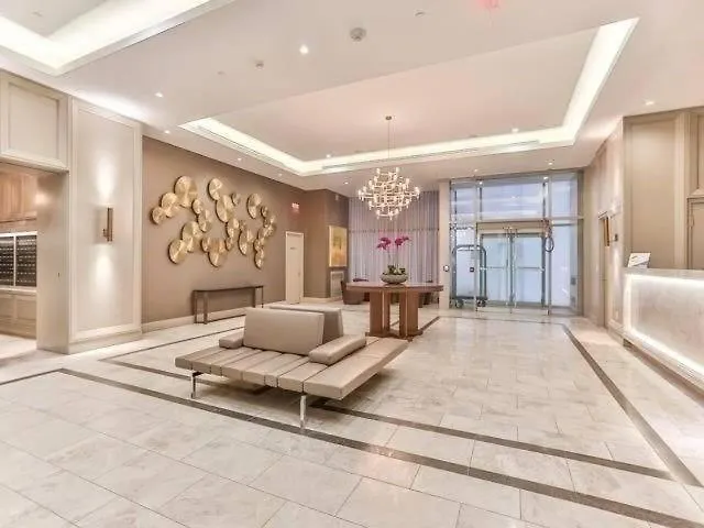 Luxury 3-Beds Apartment In Yorkville With The Best City View In Downtown Toronto 0*,  Canada